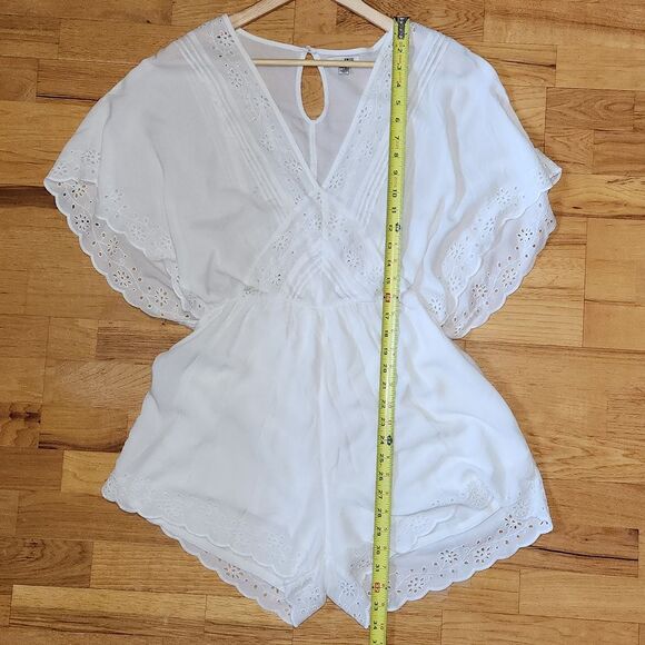 Society Amuse White Romper Women L Lace Button Closure Cover-Up - Picture 5 of 11